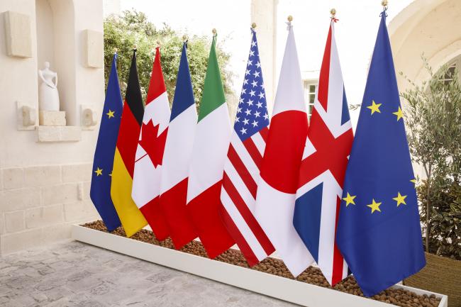 Le bandiere dei Paesi G7 e dell'Unione europea