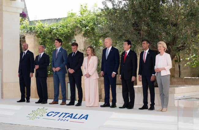 La foto di famiglia dei leader G7