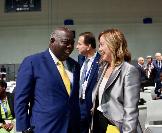 COP28, il Presidente Meloni con il Primo Ministro delle Bahamas