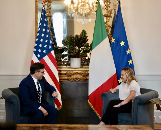 President Meloni meets with Mike Johnson at Palazzo Chigi