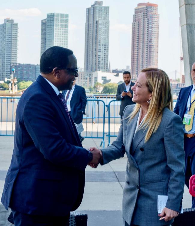 Incontro con il Presidente del Malawi Chakwera