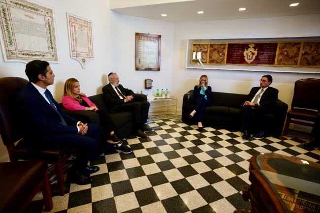Il Presidente Meloni visita la Sinagoga di Roma