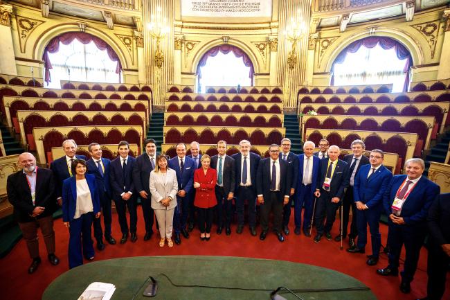 Il Presidente Meloni partecipa all’apertura dei lavori della Conferenza Stato Regioni in occasione del 40 esimo anniversario